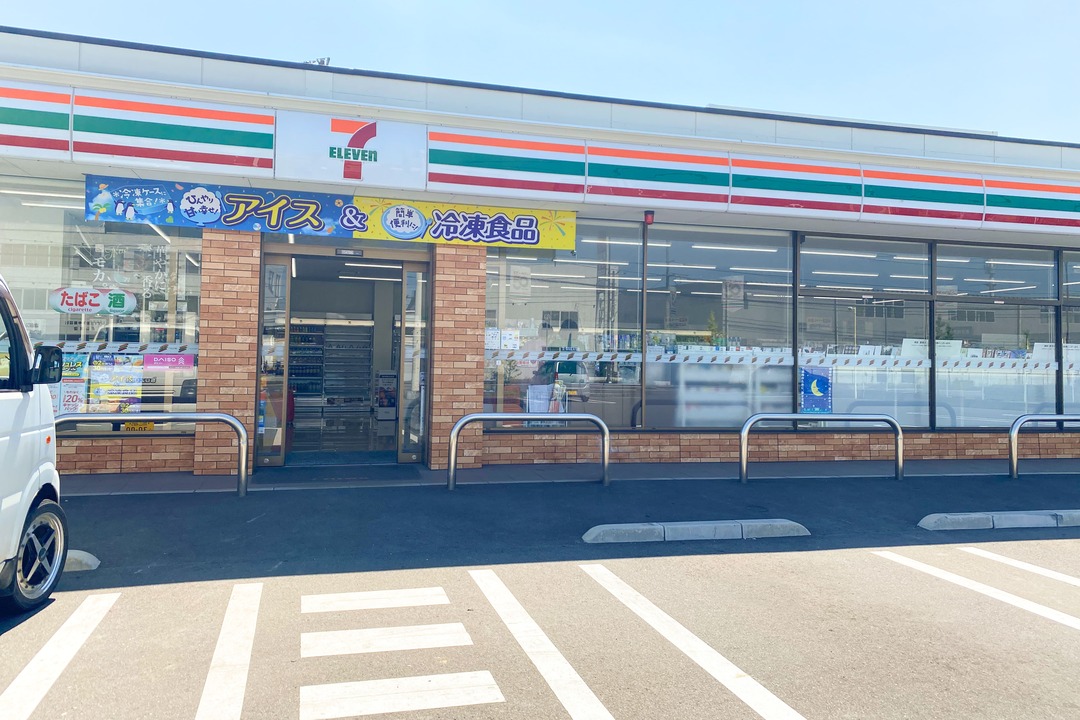 セブンイレブン岡山藤崎店